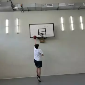 Сила. Ловкость. Мужество.