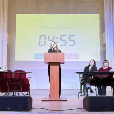 Жаркие дебаты: студенты vs преподаватели