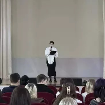 9 апреля в рамках работы междисциплинарного кружка «Знатоки словесности» состоялось внеклассное мини-путешествие «На встречу с Нобелевскими лауреатами по литературе из России»